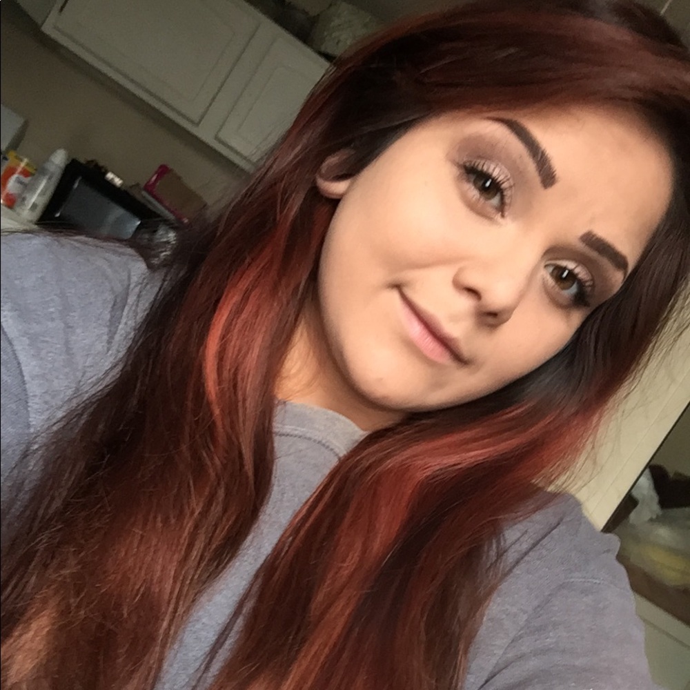 Meet your Posher, Aleecia